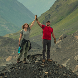 hikers-hi5